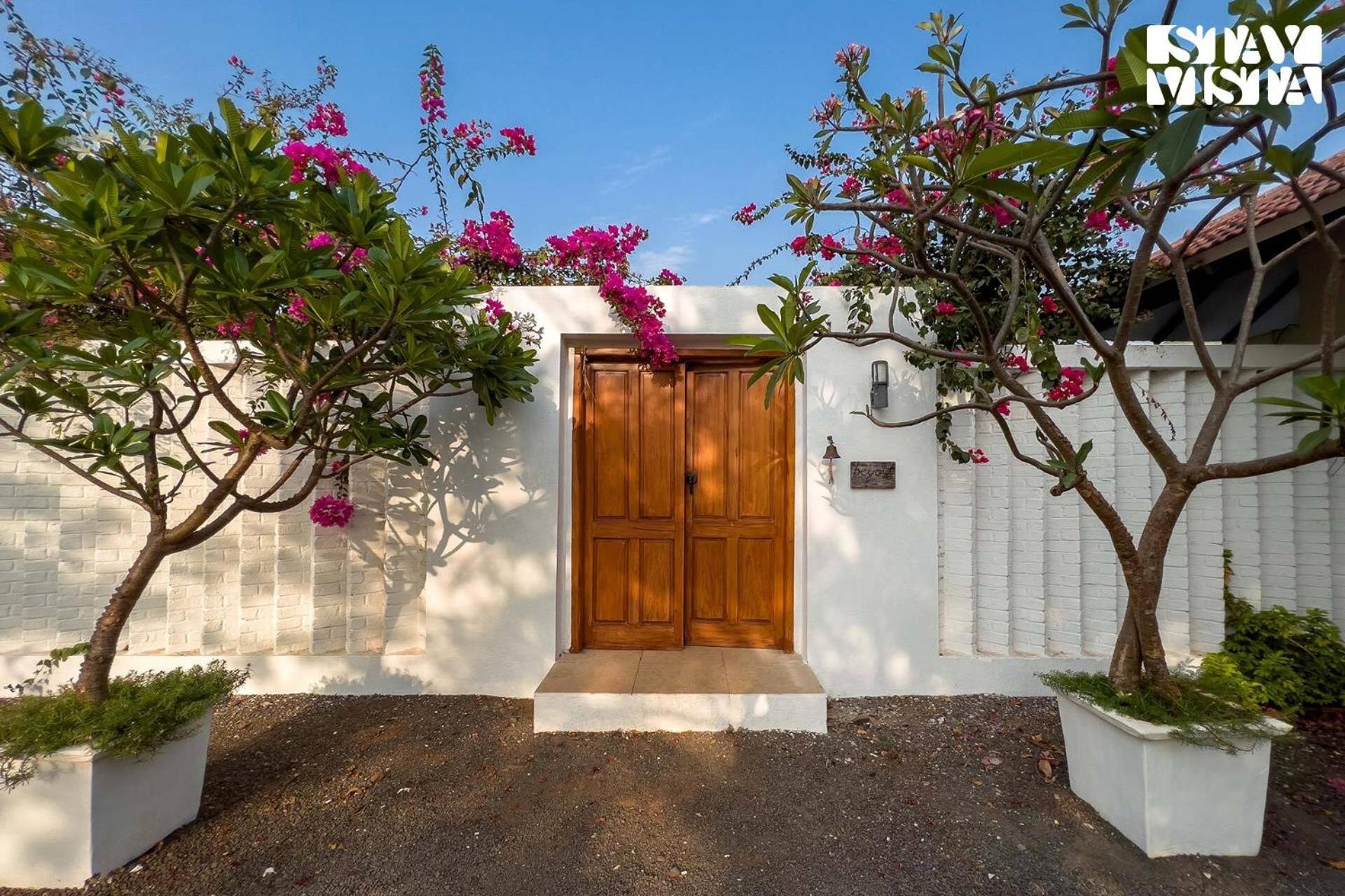 Wander Beyond By Stayvista - Featuring A Bali-Themed Abode And A Refreshing Swimming Pool Alībāg Esterno foto